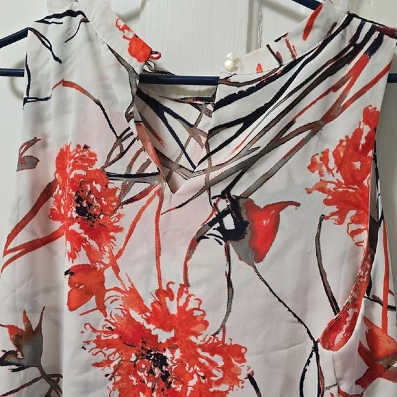 KEREN hart Red and Black Floral Top 047 - Picture 3 of 4